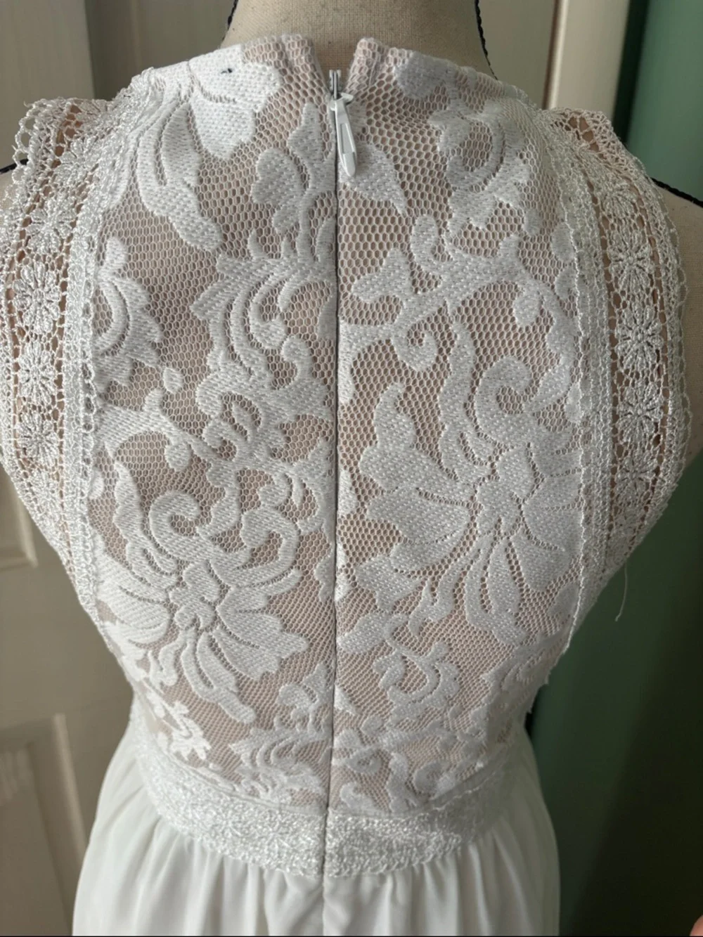 Lulus off white Sleeveless White Lace Bodice Maxi Dress - Picture 8 of 11